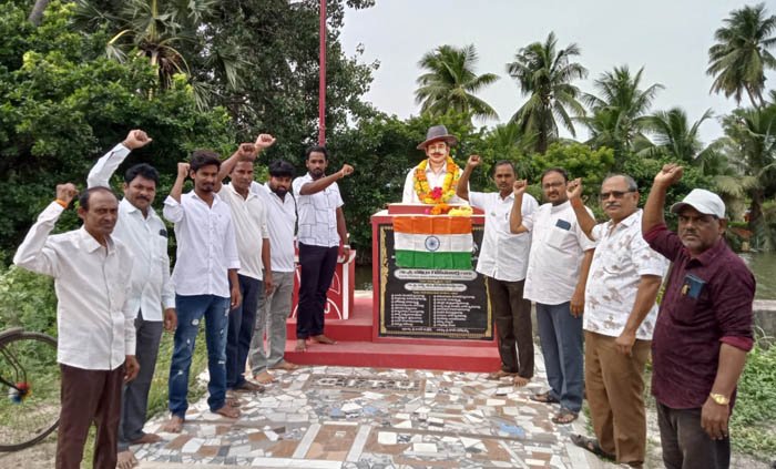 స్వాతంత్ర్యం అంటే సమాన హక్కులు, అవకాశాలు అందరికీ అందాలి